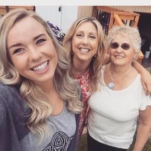 Meet your Posher, Darlene